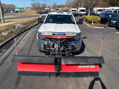 Used 2018 Chevrolet Silverado 2500 W/T w/ Snow Plow Prep Package image 30