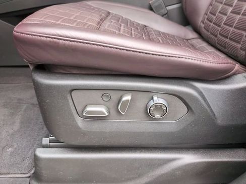 Certified 2024 Cadillac Escalade Sport Platinum w/ LPO, ONYX Package AWD/4WD image 12