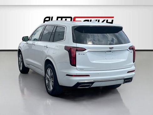 Used 2024 Cadillac XT6 Premium Luxury AWD/4WD image 5