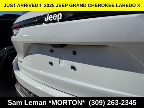 New 2025 Jeep Grand Cherokee Laredo X image 10