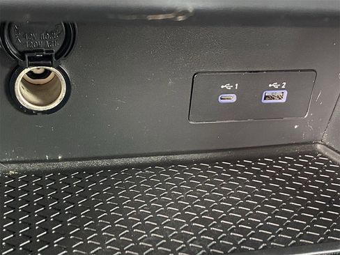 Used 2022 Nissan Pathfinder SL w/ Lighting Package (N92) image 27