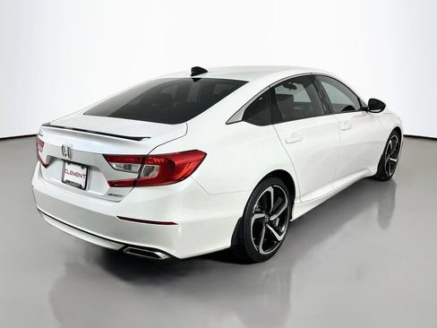 Used 2022 Honda Accord Sport image 7