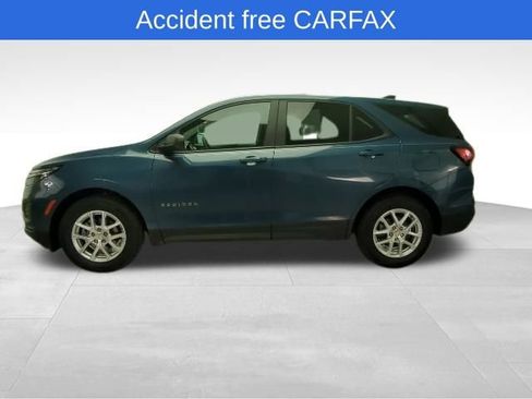 Used 2024 Chevrolet Equinox LS w/ LS Convenience Package image 3