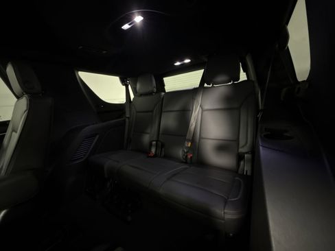 Used 2024 GMC Yukon Denali w/ Advanced Technology Package image 26