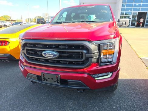 Used 2022 Ford F150 XLT w/ Equipment Group 302A High image 4