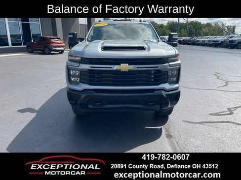 Used 2024 Chevrolet Silverado 2500 Custom w/ Custom Convenience Package AWD/4WD image 10