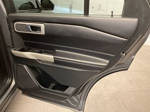 Used 2021 Ford Explorer XLT w/ Equipment Group 202A image 29