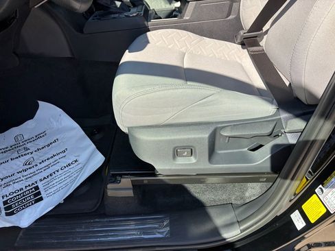 New 2026 Toyota Tacoma SR5 image 22