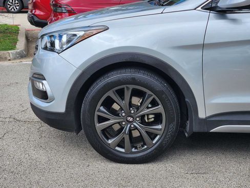 Used 2018 Hyundai Santa Fe Sport w/ 2.0T Ultimate Tech Package 05 FWD image 8