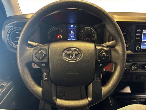 Used 2020 Toyota Tacoma SR AWD/4WD image 29