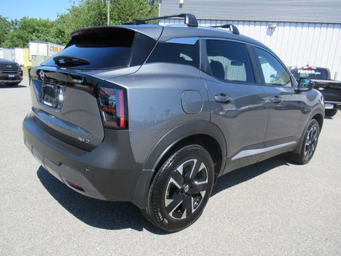 Used 2026 Nissan Kicks SV w/ Cold Weather Package AWD/4WD image 5