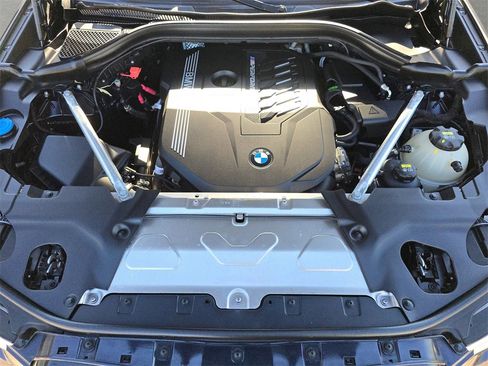 Used 2021 BMW X4 M40i w/ Premium Package image 35