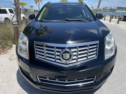 Used 2014 Cadillac SRX FWD image 4