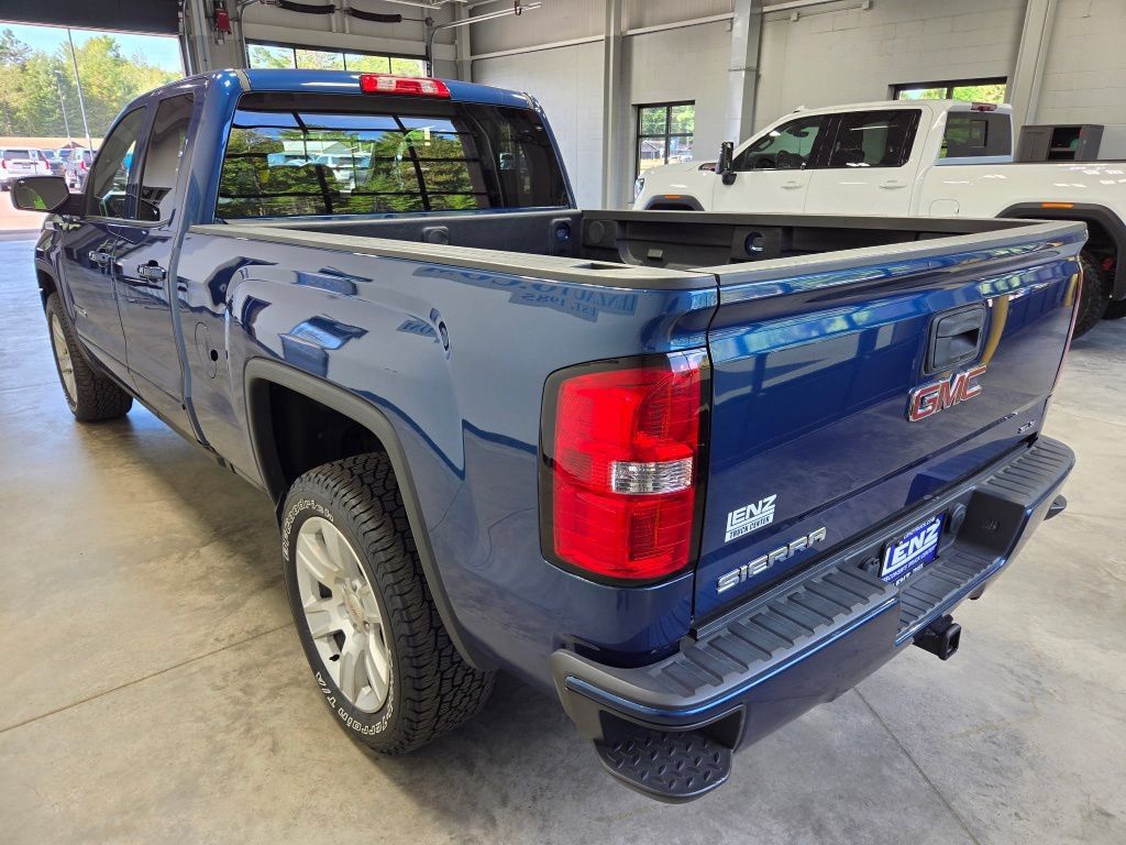 Used 2017 GMC Sierra 1500 SLE w/ SLE Value Package AWD/4WD image 5