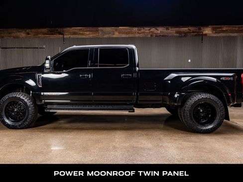 Used 2022 Ford F350 Lariat w/ Lariat Ultimate Package image 6