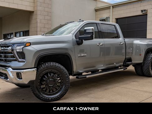 Used 2026 Chevrolet Silverado 3500 LTZ w/ LTZ Texas Edition AWD/4WD image 5