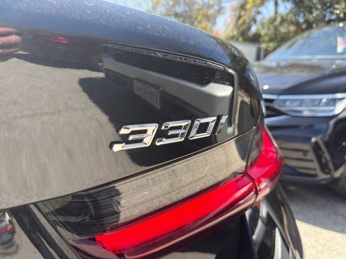 Used 2025 BMW 330i xDrive Sedan image 11