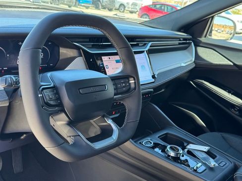 New 2026 Jeep Cherokee Laredo image 19