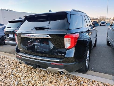 Used 2022 Ford Explorer Limited w/ Limited Technology Package image 5