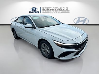 New 2026 Hyundai Elantra SE