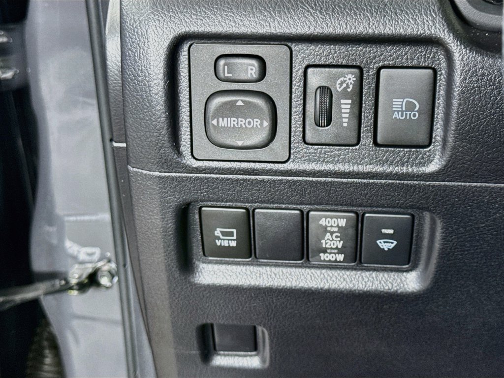 Used 2024 Toyota 4Runner Limited AWD/4WD image 20