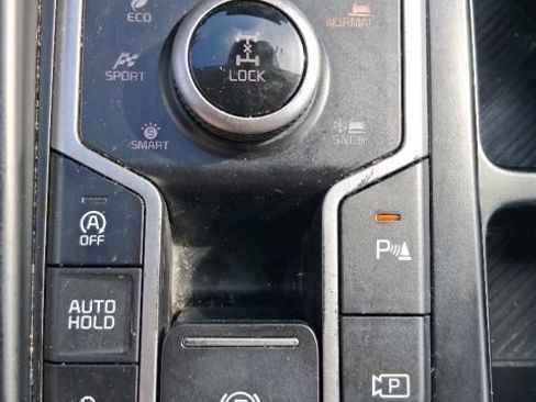 Used 2024 Kia Sorento S AWD/4WD image 28