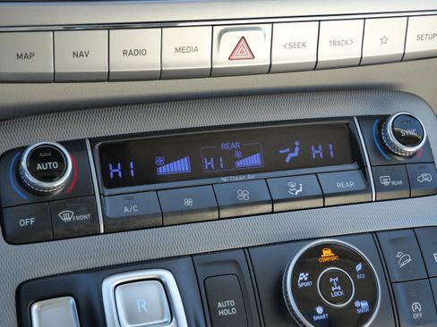 Used 2020 Hyundai Palisade SEL image 24