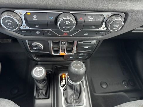 New 2026 Jeep Gladiator Sport image 46