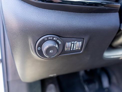 New 2026 Jeep Compass Limited image 15