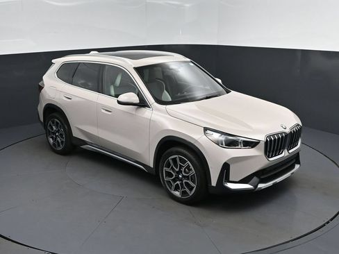 New 2026 BMW X1 xDrive28i w/ Convenience Package AWD/4WD image 36