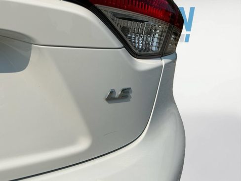 Used 2025 Toyota Corolla LE FWD image 23