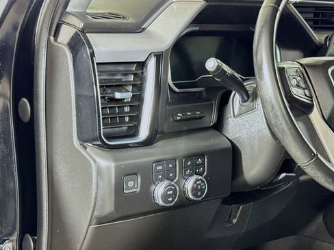 Used 2024 GMC Sierra 2500 Denali w/ Denali Reserve Package AWD/4WD image 8