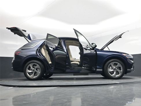 New 2026 Genesis GV70 2.5T Select image 23