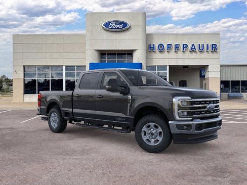 New 2026 Ford F250 XLT w/ XLT Premium Package AWD/4WD image 29