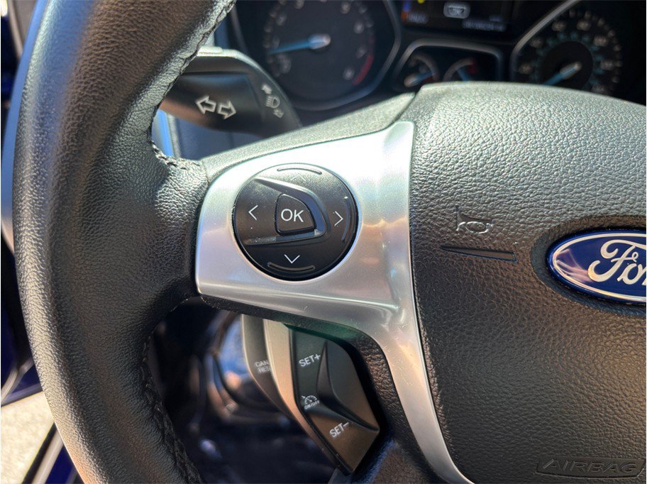 Used 2014 Ford Focus Titanium FWD image 22