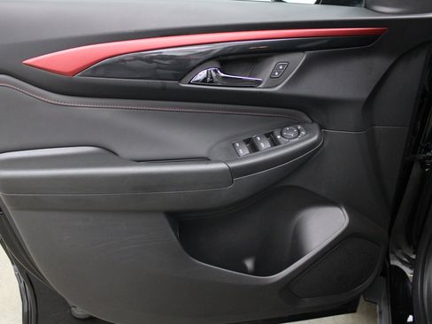 Used 2024 Chevrolet TrailBlazer RS image 11