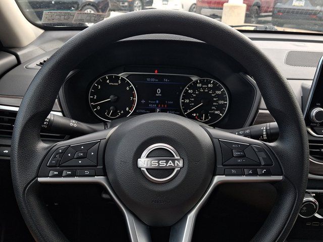 Used 2025 Nissan Altima 2.5 SV AWD/4WD image 18
