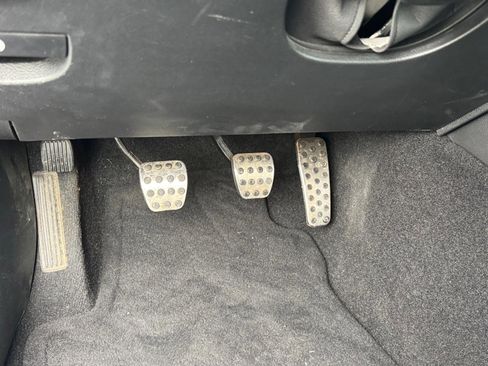 Used 2023 Dodge Challenger R/T w/ Blacktop Package image 17