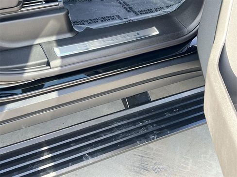 New 2026 GMC Yukon Denali w/ Sun & Power Step Package image 36