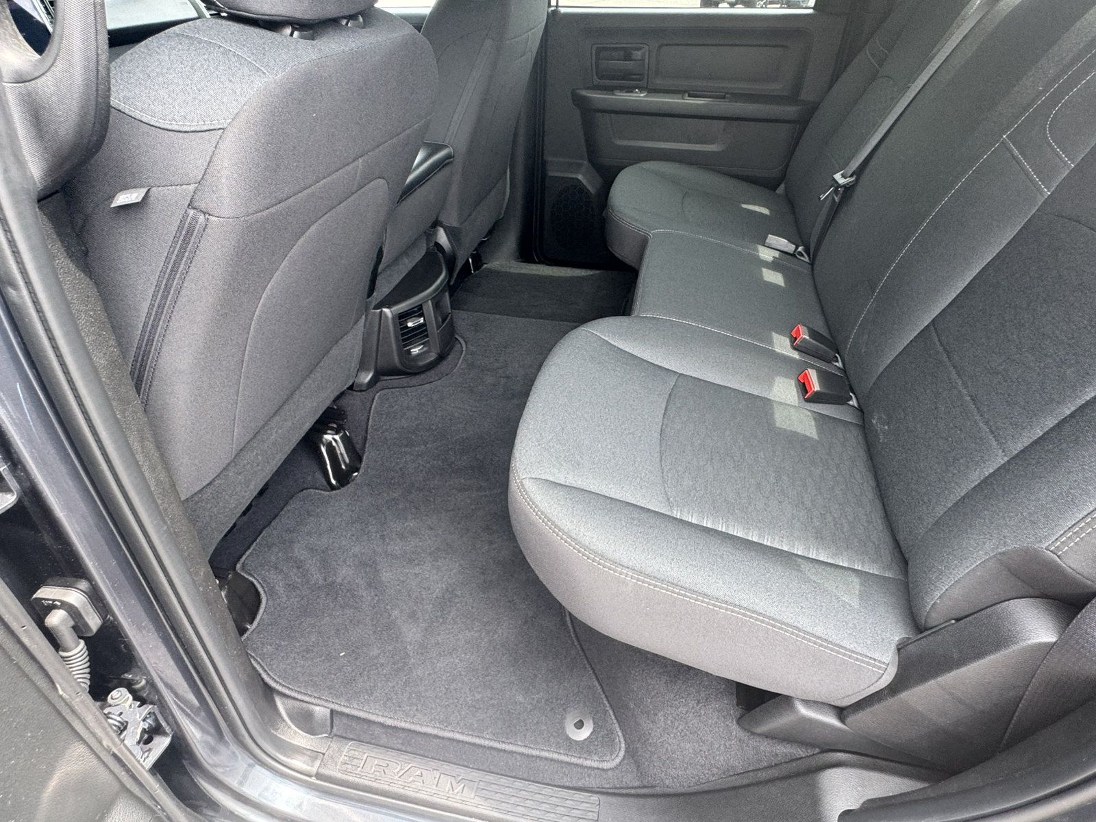 Certified 2025 RAM 2500 Tradesman AWD/4WD image 21