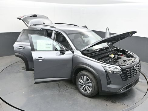 New 2026 Nissan Pathfinder SL FWD image 40