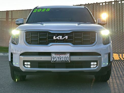 Used 2025 Kia Telluride SX image 9