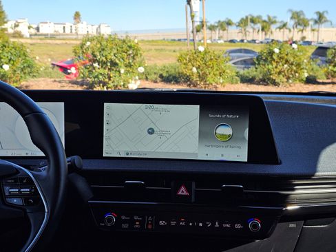 Used 2024 Kia EV6 Wind image 26