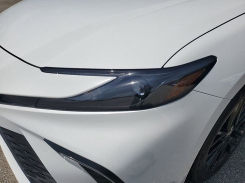 New 2025 Toyota Camry SE w/ Convenience Package image 11