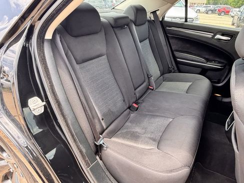 Used 2023 Chrysler 300 Touring w/ Sport Appearance Package RWD image 26