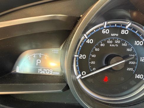 Used 2019 Toyota Yaris LE image 13