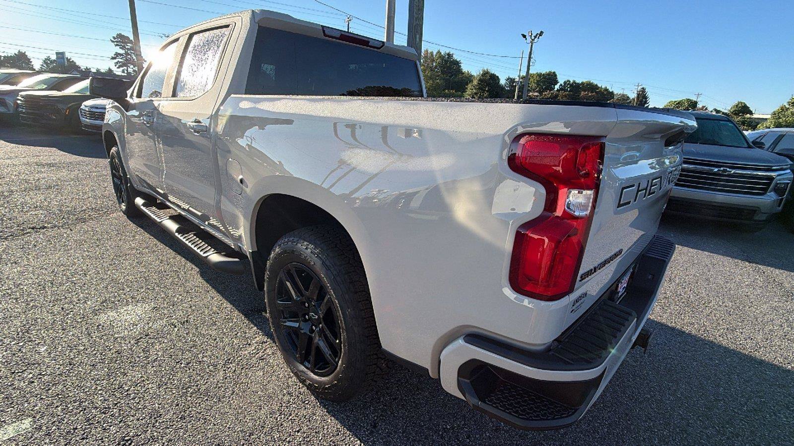 New 2026 Chevrolet Silverado 1500 RST AWD/4WD image 10