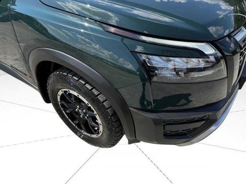 Used 2024 Nissan Pathfinder Rock Creek AWD/4WD image 9