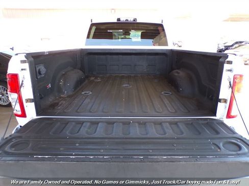 Used 2020 RAM 2500 Big Horn w/ Level 1 Equipment Group AWD/4WD image 9