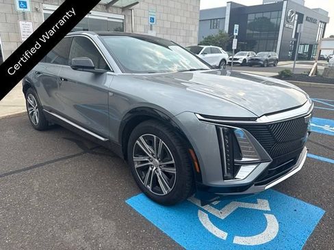 Used 2024 Cadillac Lyriq Luxury AWD/4WD image 1